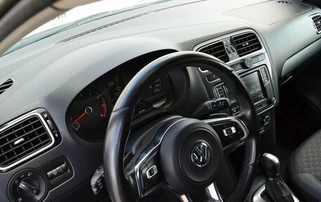 Volkswagen Polo VI (EU Market), 2018 год, 1 500 000 рублей, 7 фотография