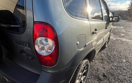 Chevrolet Niva I рестайлинг, 2013 год, 570 000 рублей, 14 фотография