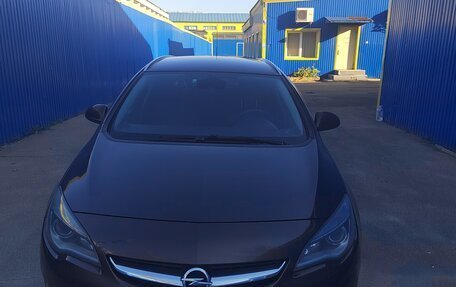 Opel Astra J, 2013 год, 850 000 рублей, 1 фотография