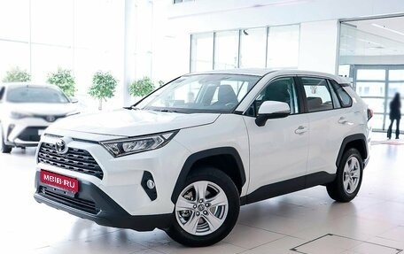 Toyota RAV4, 2024 год, 4 210 000 рублей, 1 фотография