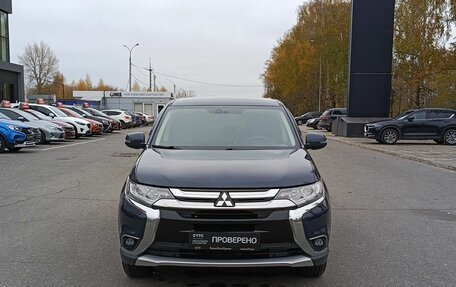 Mitsubishi Outlander III рестайлинг 3, 2017 год, 2 051 100 рублей, 2 фотография