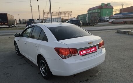 Chevrolet Cruze II, 2011 год, 730 000 рублей, 2 фотография