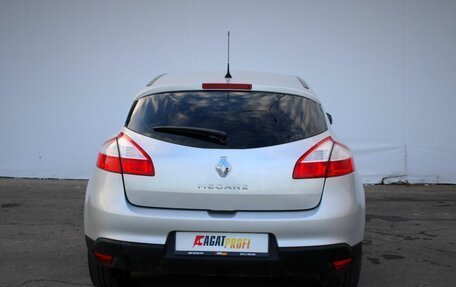 Renault Megane III, 2014 год, 840 000 рублей, 6 фотография