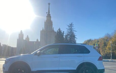 Volkswagen Tiguan II, 2018 год, 2 900 000 рублей, 5 фотография