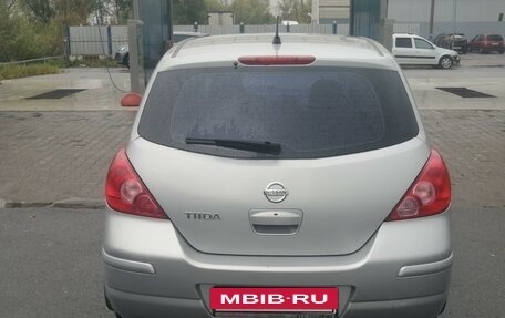 Nissan Tiida, 2010 год, 730 000 рублей, 2 фотография