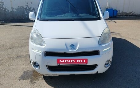 Peugeot Partner II рестайлинг 2, 2012 год, 715 000 рублей, 5 фотография