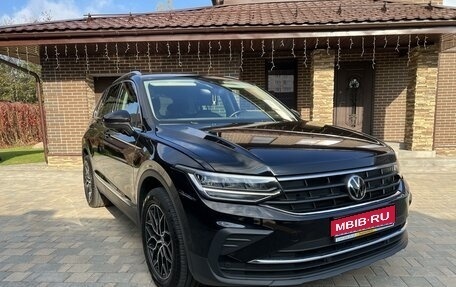 Volkswagen Tiguan II, 2021 год, 3 250 000 рублей, 1 фотография