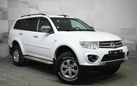 Mitsubishi Pajero Sport II рестайлинг, 2014 год, 2 200 000 рублей, 4 фотография