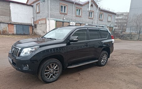 Toyota Land Cruiser Prado 150 рестайлинг 2, 2011 год, 3 070 000 рублей, 6 фотография