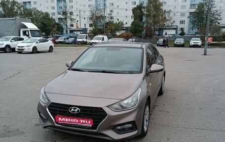 Hyundai Solaris II рестайлинг, 2019 год, 1 800 000 рублей, 1 фотография