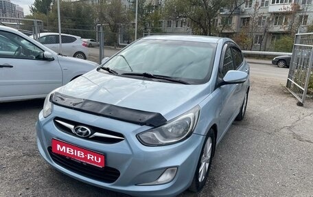 Hyundai Solaris II рестайлинг, 2012 год, 1 070 000 рублей, 1 фотография