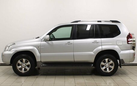 Toyota Land Cruiser Prado 120 рестайлинг, 2007 год, 1 799 900 рублей, 8 фотография