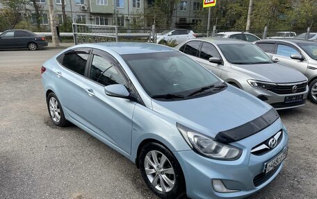 Hyundai Solaris II рестайлинг, 2012 год, 1 070 000 рублей, 6 фотография