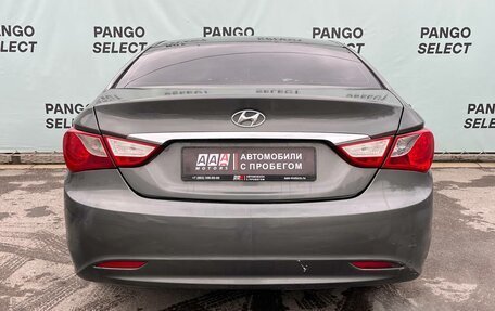 Hyundai Sonata VI, 2010 год, 779 000 рублей, 8 фотография