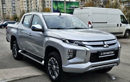 Mitsubishi L200 IV рестайлинг, 2021 год, 3 990 000 рублей, 3 фотография