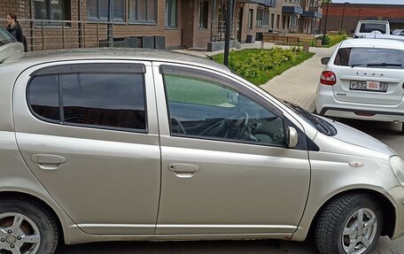 Toyota Vitz, 2002 год, 350 000 рублей, 3 фотография