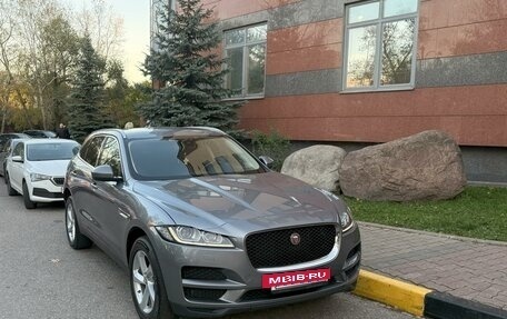 Jaguar F-Pace, 2019 год, 3 690 000 рублей, 2 фотография