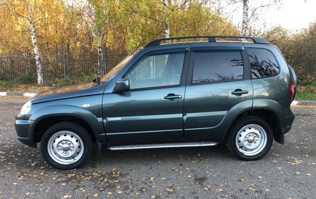 Chevrolet Niva I рестайлинг, 2012 год, 565 000 рублей, 2 фотография