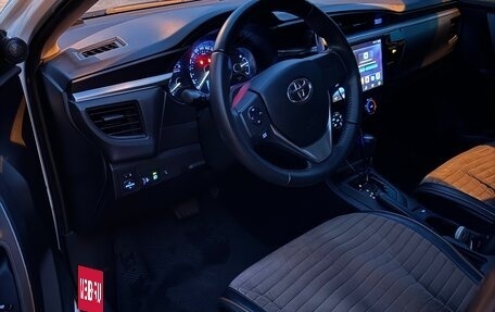 Toyota Corolla, 2014 год, 1 550 000 рублей, 10 фотография