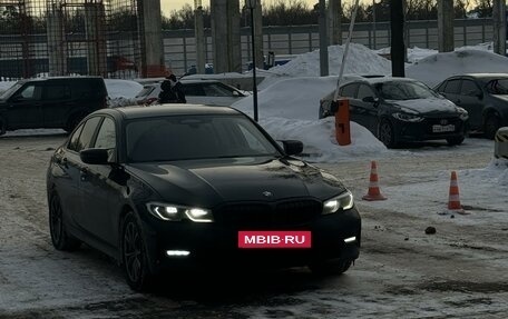 BMW 3 серия, 2019 год, 3 990 000 рублей, 2 фотография