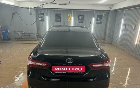 Toyota Camry, 2019 год, 3 100 000 рублей, 6 фотография