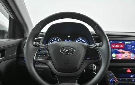 Hyundai Elantra VI рестайлинг, 2017 год, 1 349 000 рублей, 2 фотография