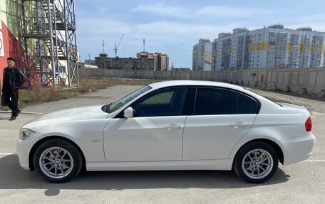 BMW 3 серия, 2010 год, 1 300 000 рублей, 3 фотография