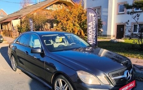 Mercedes-Benz E-Класс, 2009 год, 1 350 000 рублей, 2 фотография