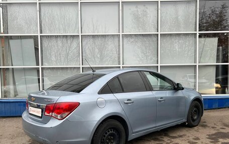 Chevrolet Cruze II, 2011 год, 680 000 рублей, 3 фотография