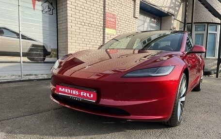 Tesla Model 3 I, 2024 год, 7 000 000 рублей, 9 фотография