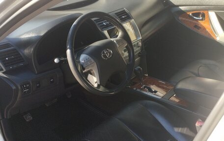 Toyota Camry, 2008 год, 1 050 000 рублей, 13 фотография