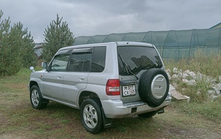 Mitsubishi Pajero iO, 2000 год, 500 000 рублей, 3 фотография