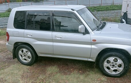 Mitsubishi Pajero iO, 2000 год, 500 000 рублей, 5 фотография