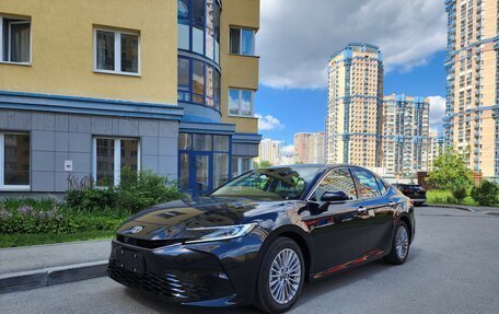 Toyota Camry, 2024 год, 4 250 000 рублей, 7 фотография