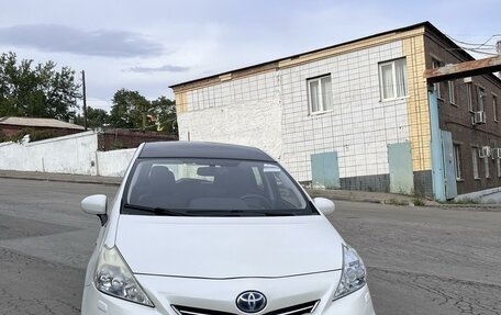 Toyota Prius, 2013 год, 1 550 000 рублей, 1 фотография