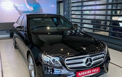 Mercedes-Benz E-Класс, 2019 год, 5 400 000 рублей, 1 фотография