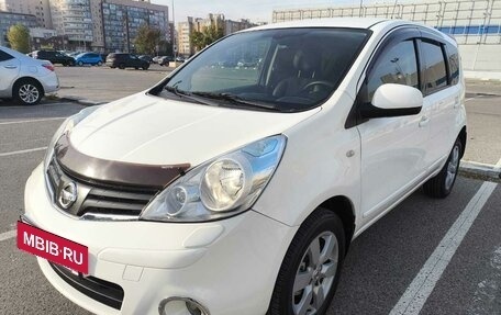 Nissan Note II рестайлинг, 2013 год, 900 000 рублей, 4 фотография