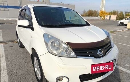 Nissan Note II рестайлинг, 2013 год, 900 000 рублей, 2 фотография