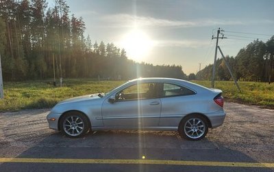 Mercedes-Benz C-Класс, 2004 год, 440 000 рублей, 1 фотография