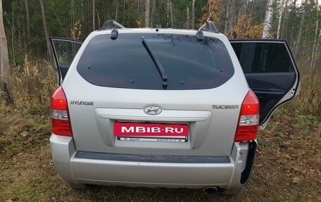 Hyundai Tucson III, 2008 год, 849 999 рублей, 4 фотография