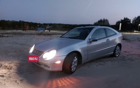 Mercedes-Benz C-Класс, 2004 год, 440 000 рублей, 9 фотография