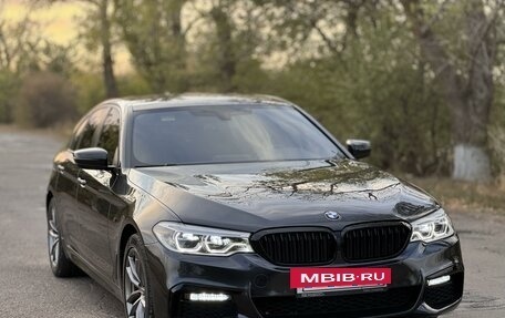 BMW 5 серия, 2018 год, 3 000 000 рублей, 2 фотография