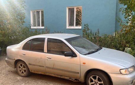 Nissan Almera, 1996 год, 80 000 рублей, 2 фотография