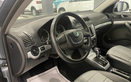 Skoda Octavia, 2011 год, 999 000 рублей, 10 фотография