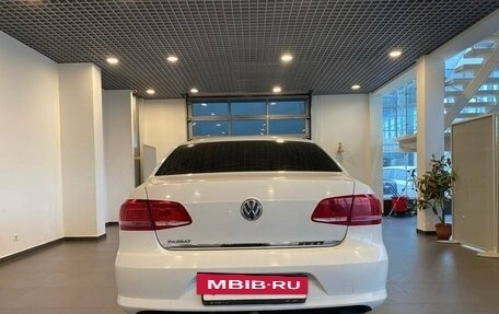 Volkswagen Passat B7, 2011 год, 1 064 000 рублей, 4 фотография