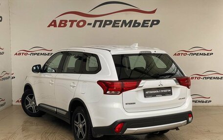 Mitsubishi Outlander III рестайлинг 3, 2018 год, 1 870 000 рублей, 7 фотография