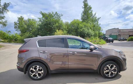 KIA Sportage IV рестайлинг, 2020 год, 2 700 000 рублей, 6 фотография