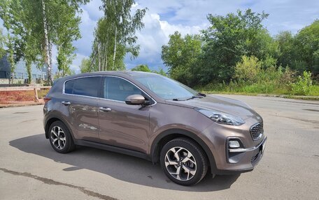 KIA Sportage IV рестайлинг, 2020 год, 2 700 000 рублей, 3 фотография