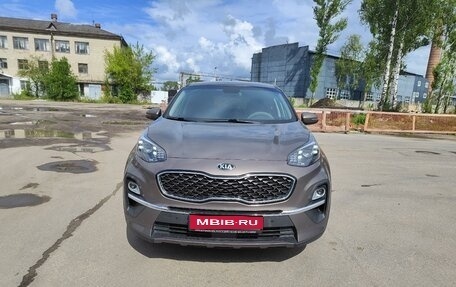 KIA Sportage IV рестайлинг, 2020 год, 2 700 000 рублей, 1 фотография