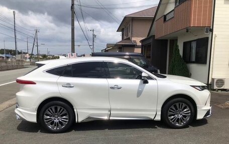 Toyota Harrier, 2021 год, 2 755 000 рублей, 4 фотография